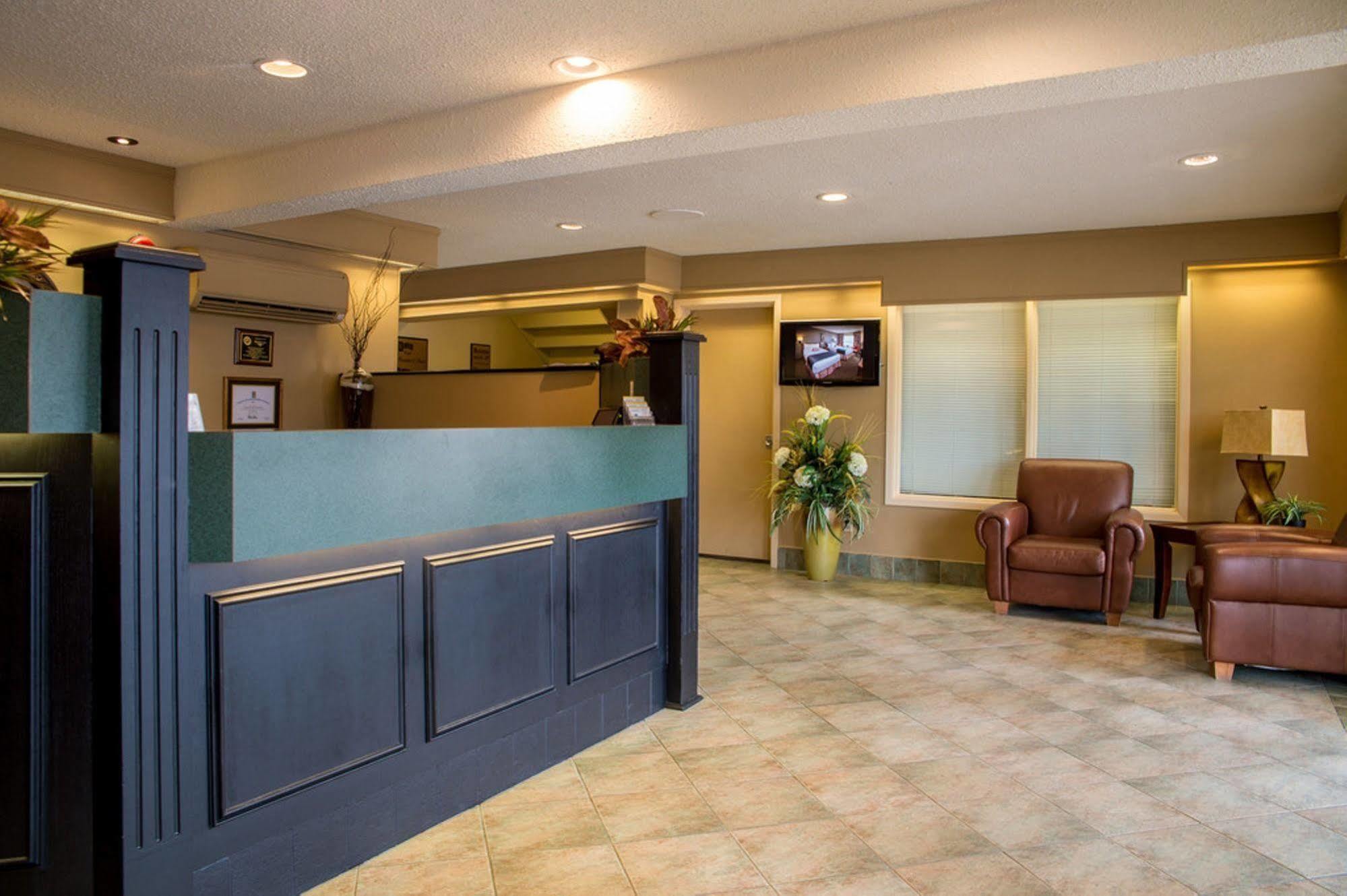 Maritime Inn Port Hawkesbury Exterior photo